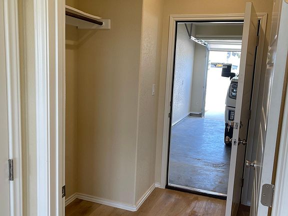 3rd image of 107 Feather Way