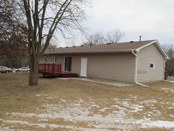 3rd image of 31515 Rum River Dr NE