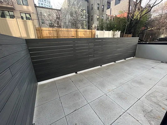 Rented by Dalan Rentals | media 28