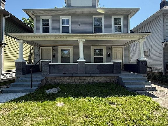 3rd image of 625 N Tacoma Ave