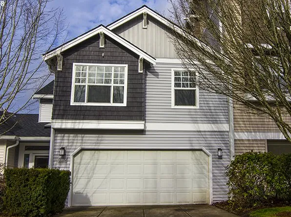 8802 NE 17th St, Vancouver, WA 98664