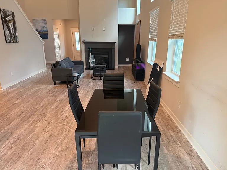 846 Lexi Ln — Photo 11