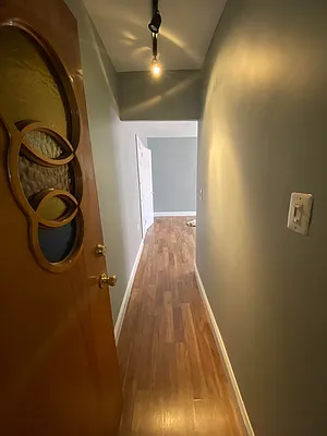 Rented by NY Space Finders Inc. | media 20