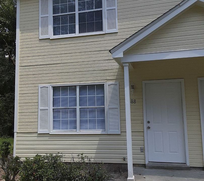 1st image of 1488 Ricardo St
