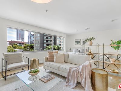 901 S Flower St UNIT 402, Los Angeles, CA, 90015