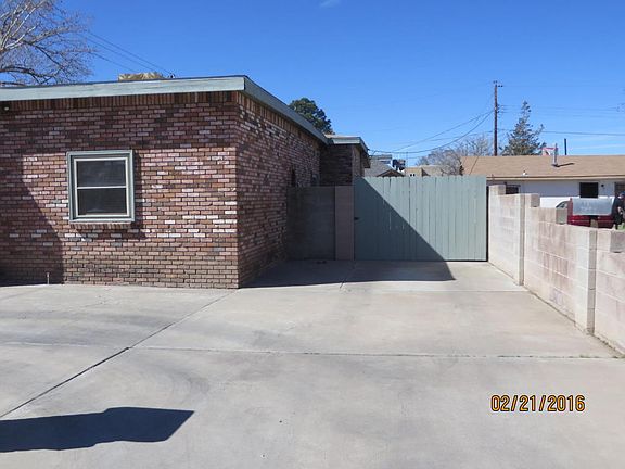 3rd image of 4803 Grande Dr NW