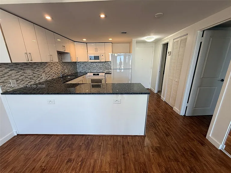 13155 Ixora Ct #907 — Photo 24