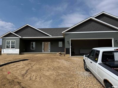 412 S Diamond Dr, Long Grove, IA, 52756