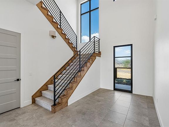 5th image of 2219 Wintercreek Cir