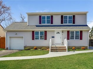 21 Ellwood Rd, East Brunswick, NJ 08816