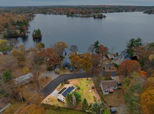 26 Wakefield Ave, Webster, MA 01570