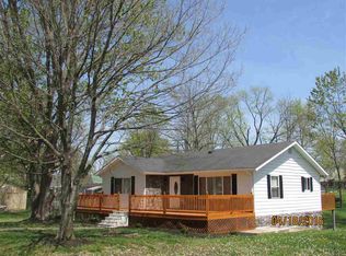 502 S 2nd St, Mitchell, IN 47446