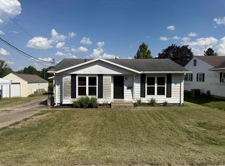 404 Lewis Ave, Lawrenceville, IL 62439