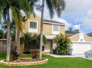 18635 Shauna Manor Dr, Boca Raton, FL 33496