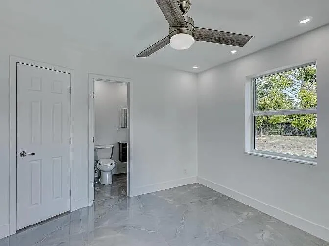 855 Date Palm Dr — Photo 9