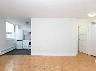 485 Huron St #1001-C02, Toronto, ON M5R 2R5