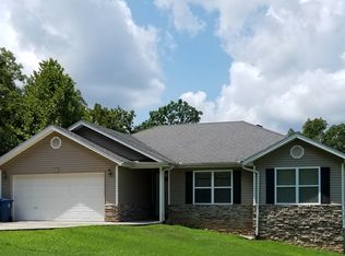 123 Granshire Dr, Bella Vista, AR 72714