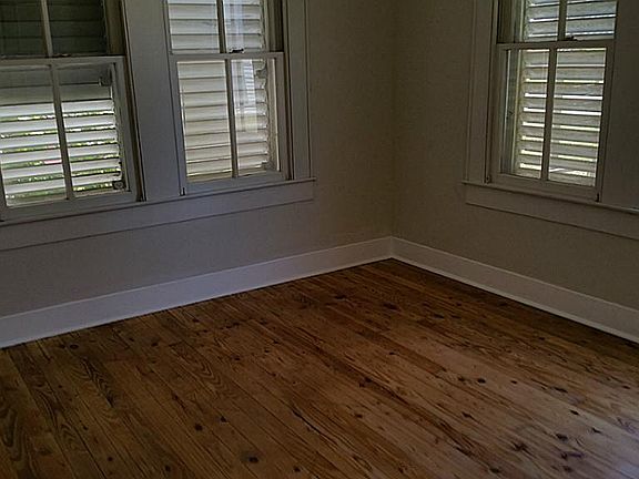 2nd image of 5426 Avenue P 1/2