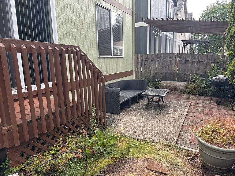 20653 SW Mabel St — Photo 18