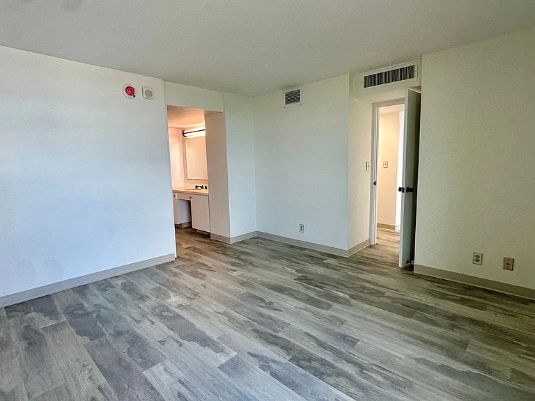 1600 Ala Moana Blvd #2506 — Photo 15