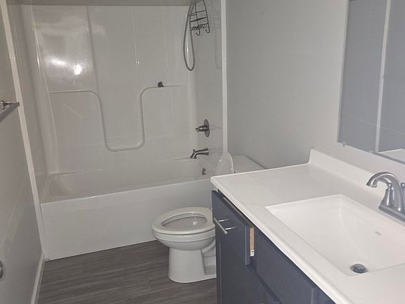 3rd image of 703 N Market St #D