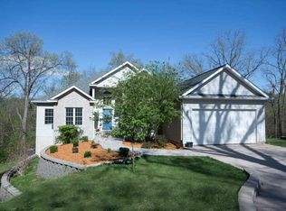 1001 32nd Ave #A, Moline, IL 61265