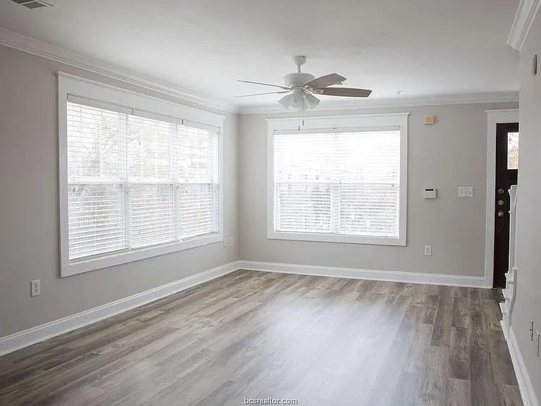 1725 Harvey Mitchell Pkwy S #2321 — Photo 3