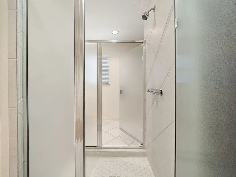 3881 Gaspar Dr — Photo 6
