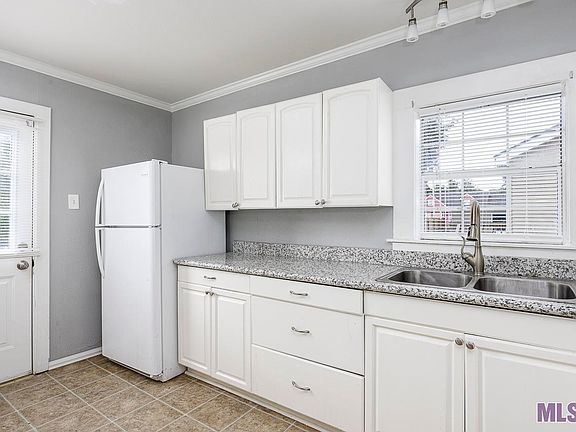 4th image of 58255 Desobry St