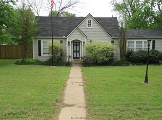 721 Main St, Normangee, TX 77871