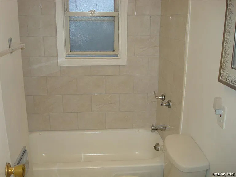 197 Fenimore Ave #WHOLE HOUSE RENTAL — Photo 3