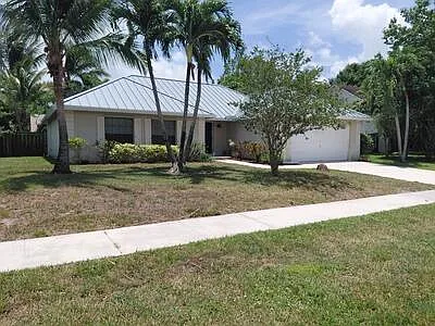 12280 Gingerwood Ln — Photo 2