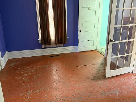 5th image of 5427 Madison St #5431