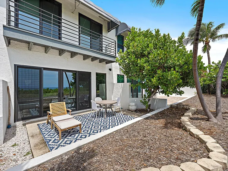 11545 Old Ocean Blvd #B — Photo 16