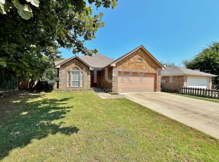 108 Willow St, Crowley, TX 76036