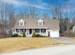 80 Acadia Dr, Rockland, ME 04841