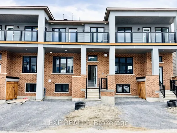 215 Speckled Alder Row, Ottawa, ON K2J 7G8