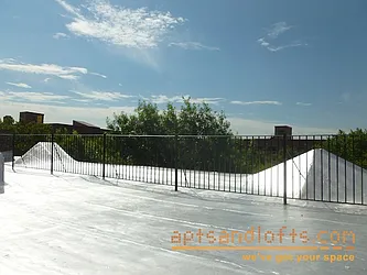 Rented by aptsandlofts.com