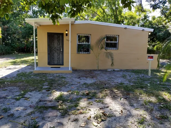 12731 Bunker Dr, Miami, FL 33167