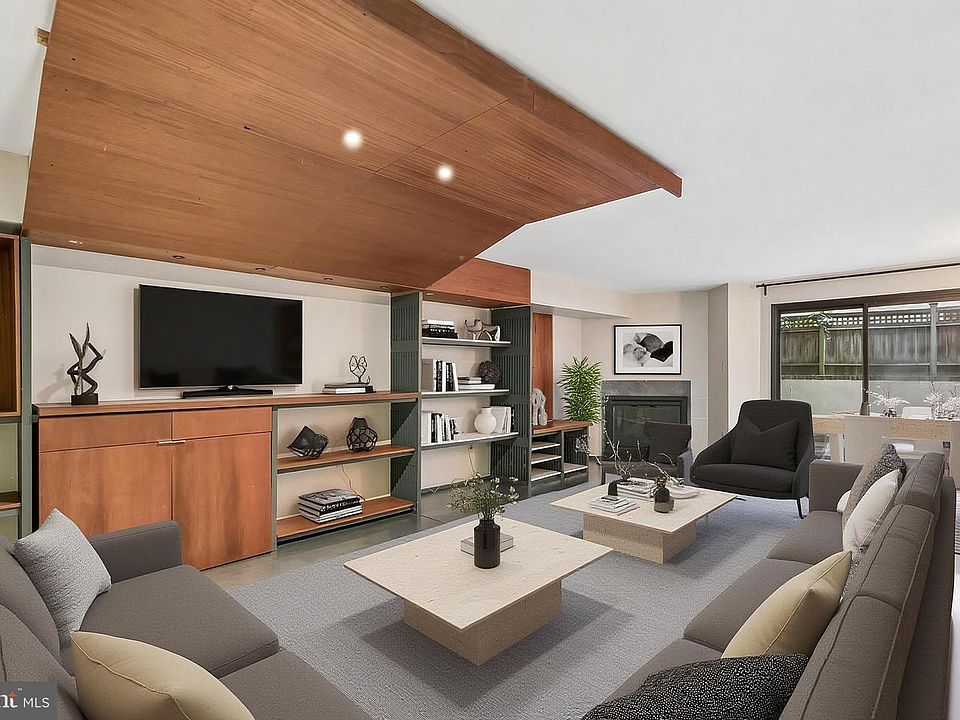 1st image of 214 N 22nd St #30-DR10L