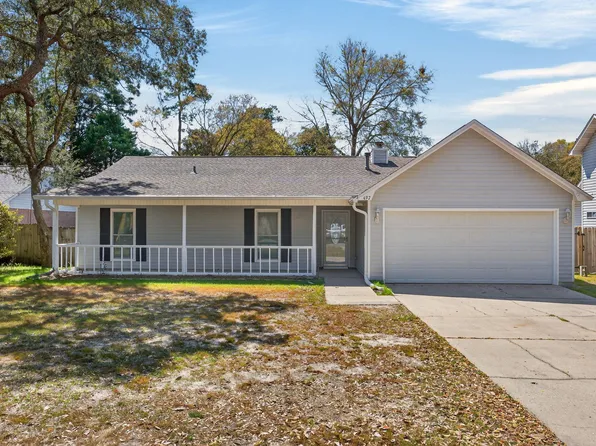 497 20th St, Niceville, FL 32578