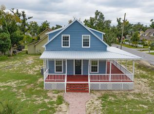 503 E 8th St, Lynn Haven, FL 32444