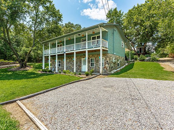 2nd image of 2158 Duckett Ln