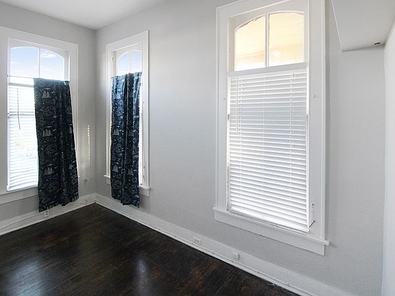 4th image of 1902 Church St #6