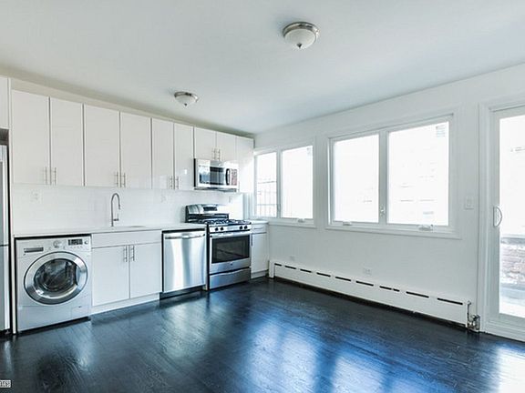 5th image of 184 Prince St APT 4