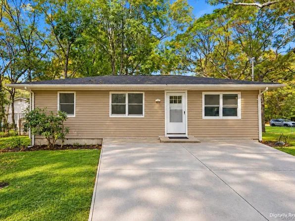 141 Suffolk Avenue, Flanders, NY 11901