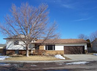 2201 Avenue O, Scottsbluff, NE 69361