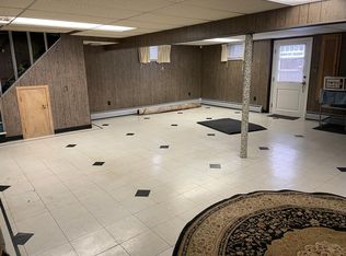 91 Cannon St, Cranston, RI 02920