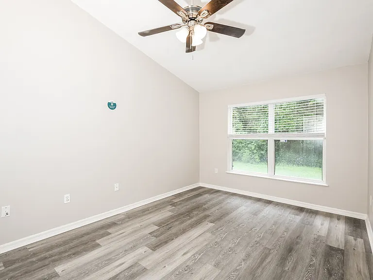 7612 Fort Sumter Dr — Photo 9