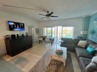 880 Mandalay Ave APT C404, Clearwater, FL 33767